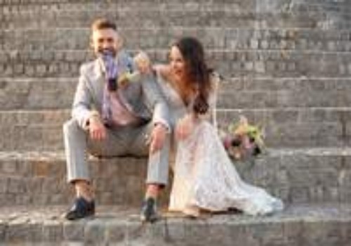 发生民事诉讼由谁来举证？